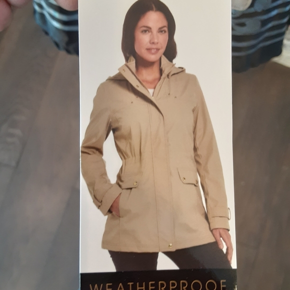 Jacket - Picture 5 of 6